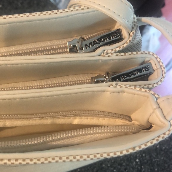 Maxime Cream Shoulder Strap Handbag - Picture 12 of 16